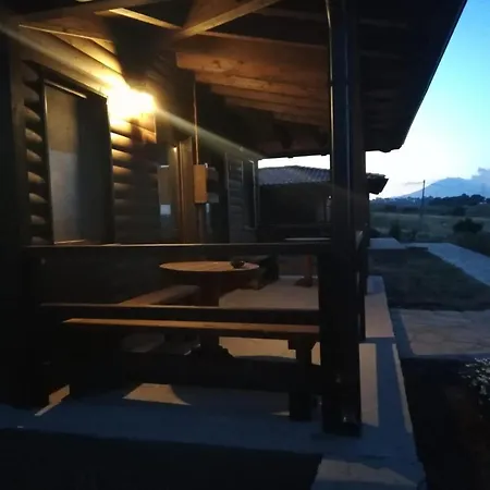 Villaggio San Demetrio كارلينتيني